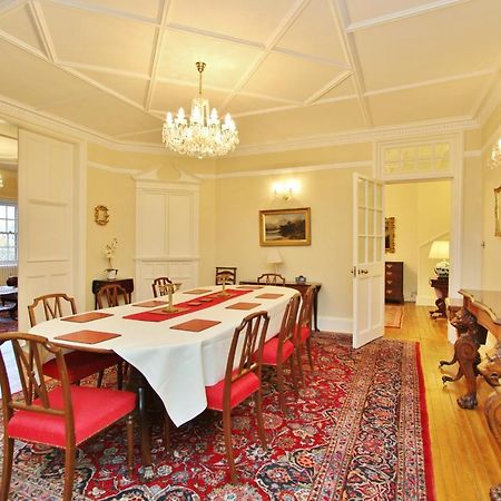 Ramsay Garden - Spacious 3-Bedroom Apartment Next To Edinburgh Castle Ngoại thất bức ảnh