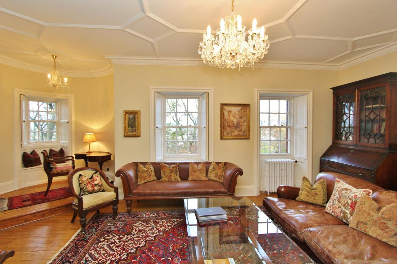 Ramsay Garden - Spacious 3-Bedroom Apartment Next To Edinburgh Castle Ngoại thất bức ảnh