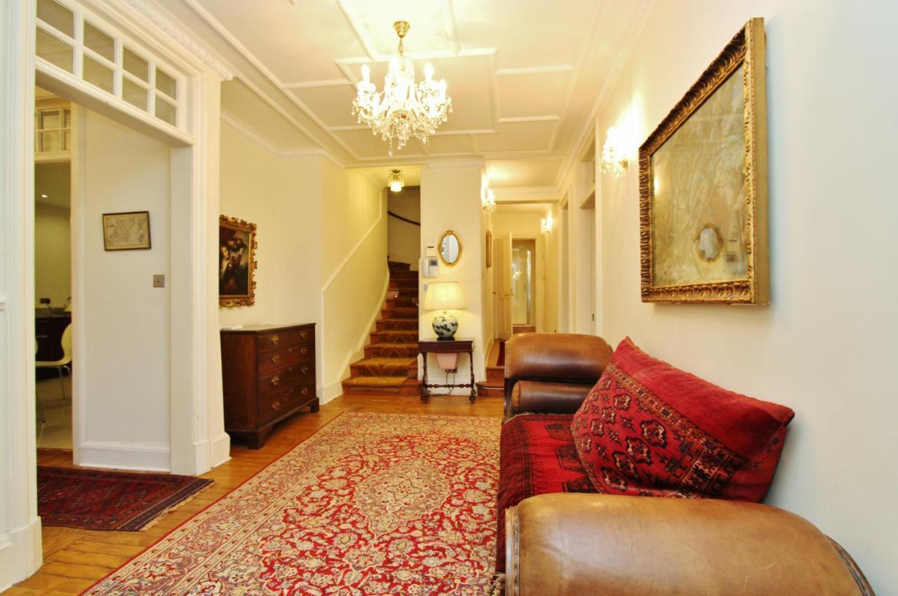 Ramsay Garden - Spacious 3-Bedroom Apartment Next To Edinburgh Castle Ngoại thất bức ảnh