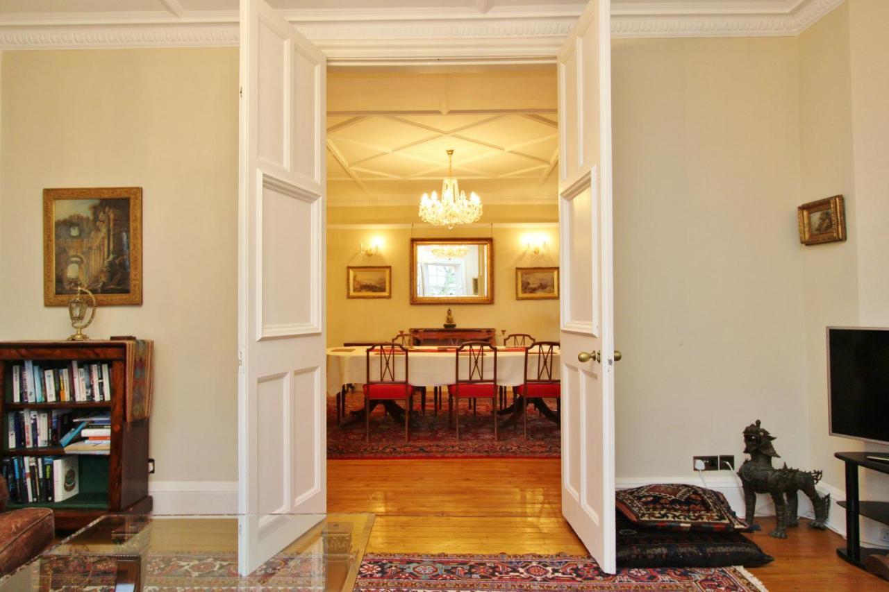 Ramsay Garden - Spacious 3-Bedroom Apartment Next To Edinburgh Castle Ngoại thất bức ảnh