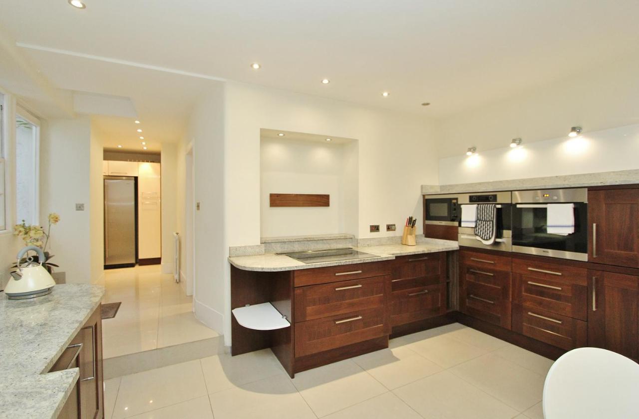 Ramsay Garden - Spacious 3-Bedroom Apartment Next To Edinburgh Castle Ngoại thất bức ảnh