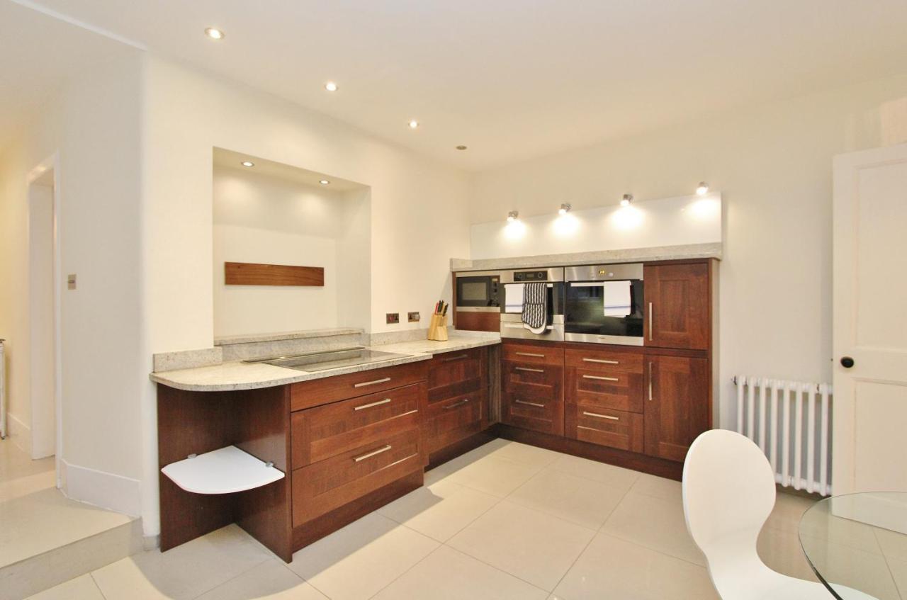 Ramsay Garden - Spacious 3-Bedroom Apartment Next To Edinburgh Castle Ngoại thất bức ảnh